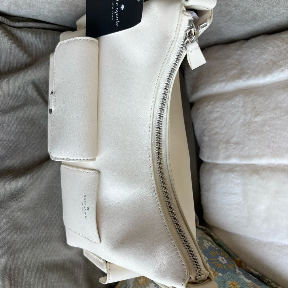 Kate Spade Cargo Shoulder Bag in White - Picture 9 of 10